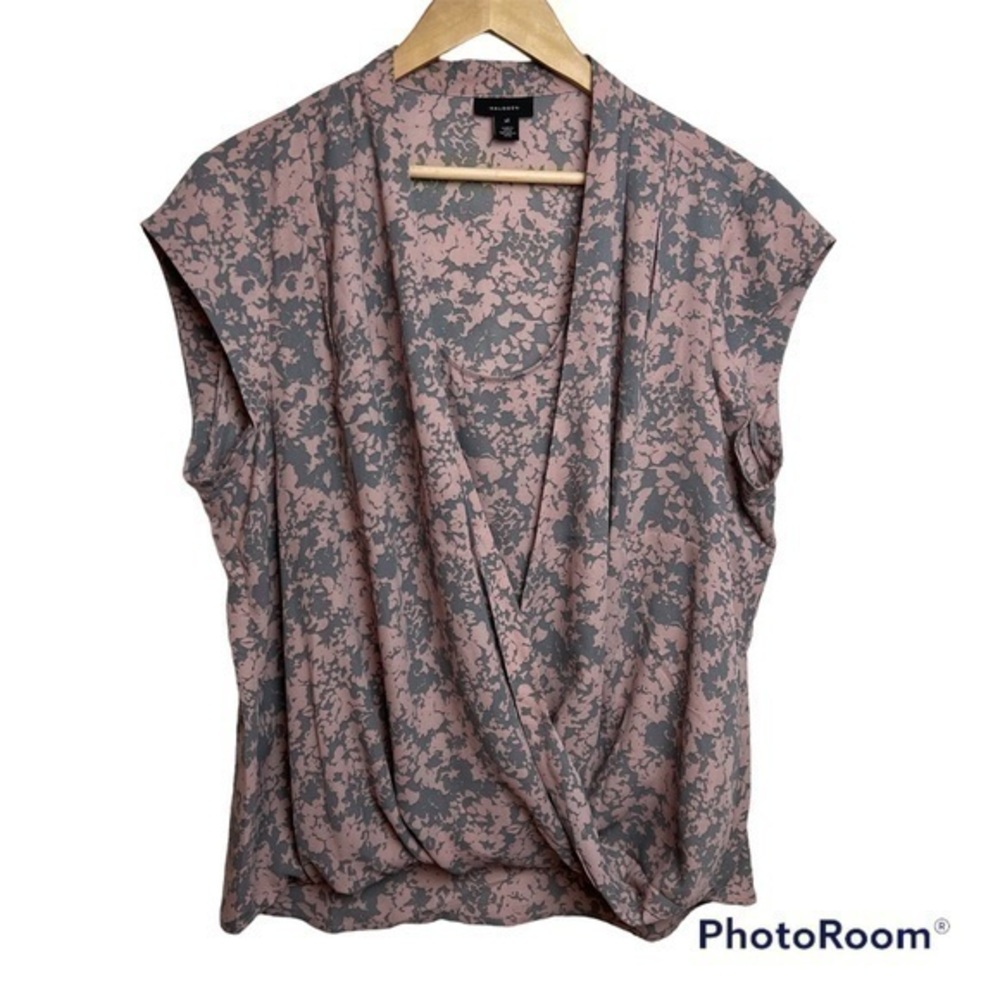 XL Halogen Women’s Gray/Pink Floral top